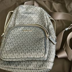 Michael Kors Cooper Commuter Sling Pack (Black)