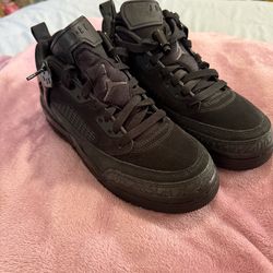 Jordan  Spizike  low like