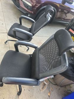 2 Sillas de escritorio