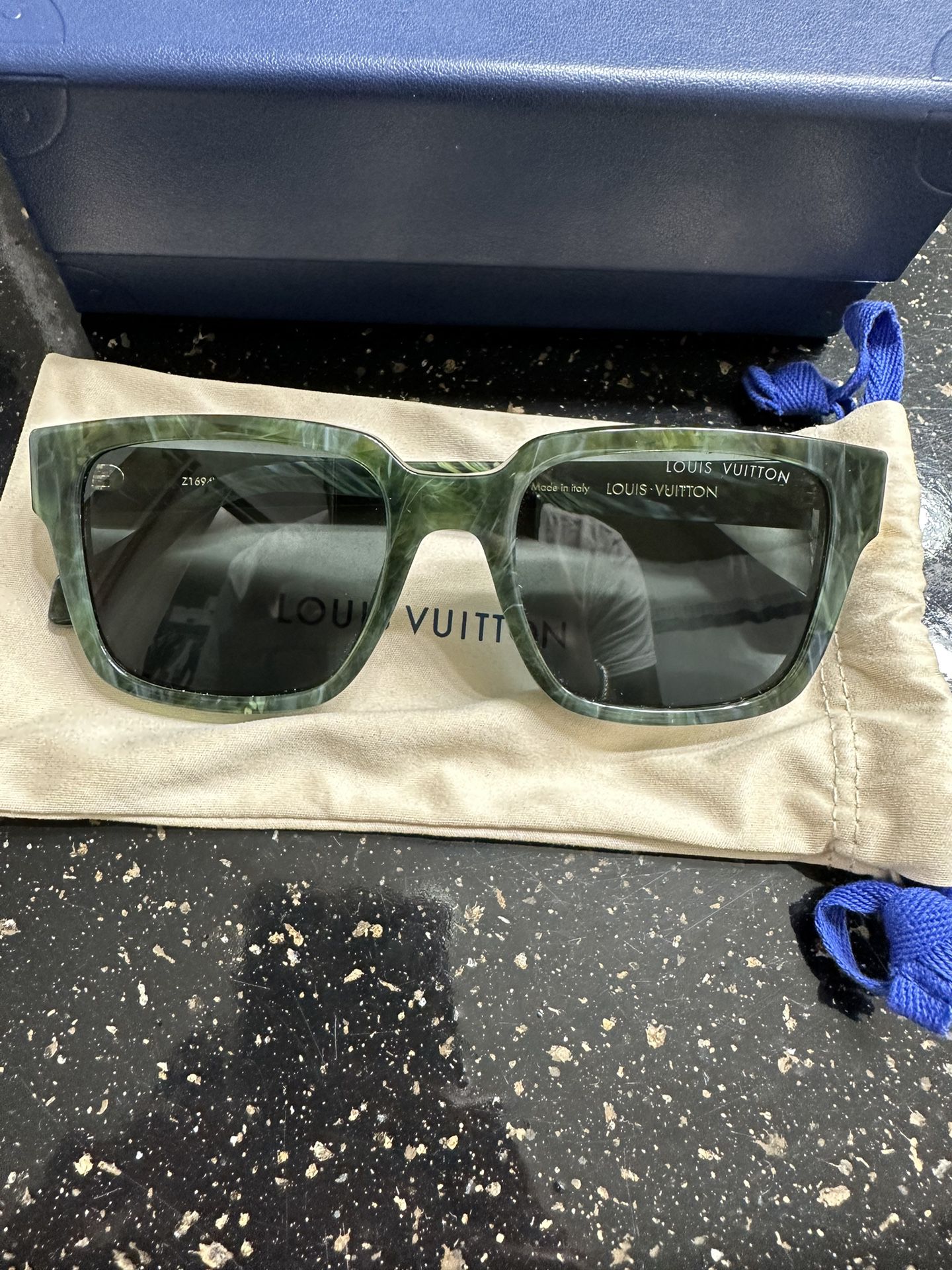 Louis Vuitton 2022 Glide Sunglasses - Black Sunglasses