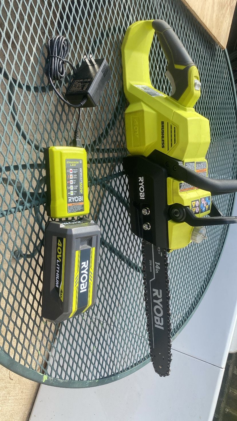 New battery chainsaw in box