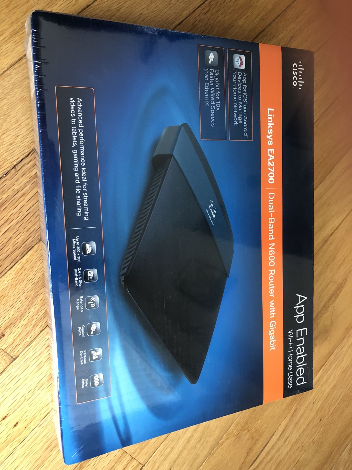 Brand new unopened Linksys EA2700 wireless Router