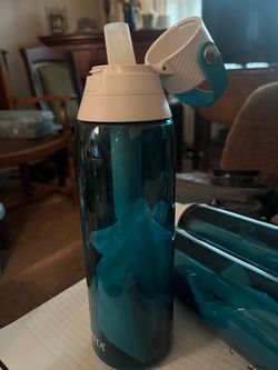 DRINK BOTTLES/MUGS