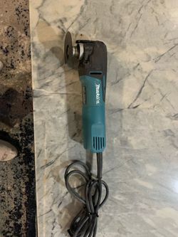 Makita multi tool