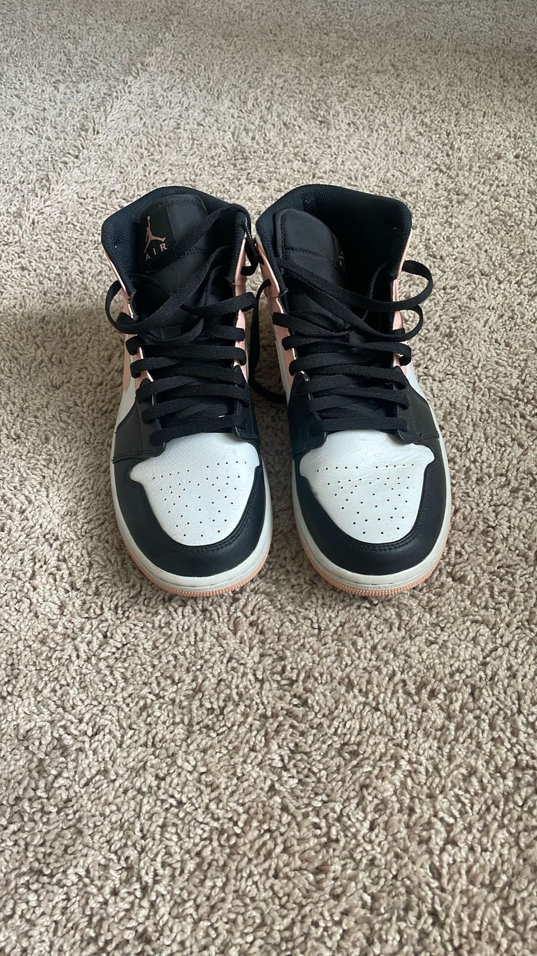 jordan one mid 