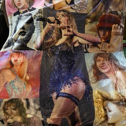 Brand New Taylor Swift Blanket
