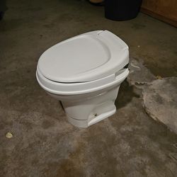 Thetford RV Toliet