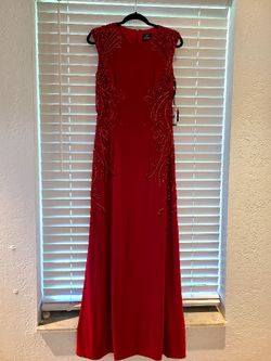 Adrianna Papell Size 6. New 