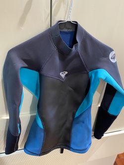 Roxy surf top suit size 6