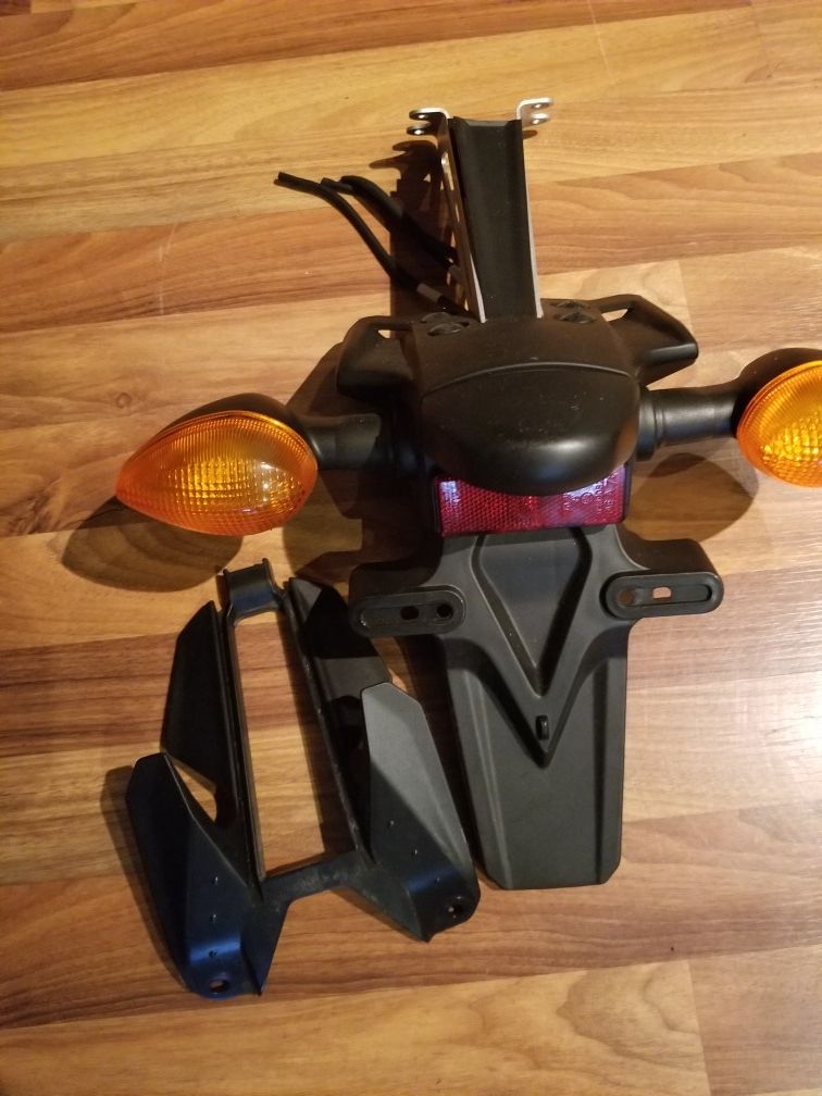 Fz 07 rear light assembly