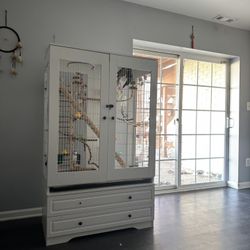 Famapy Elegant Furniture - Style Large Bird Cage: A Safe and Comfortable Home for Your Feathered Friends