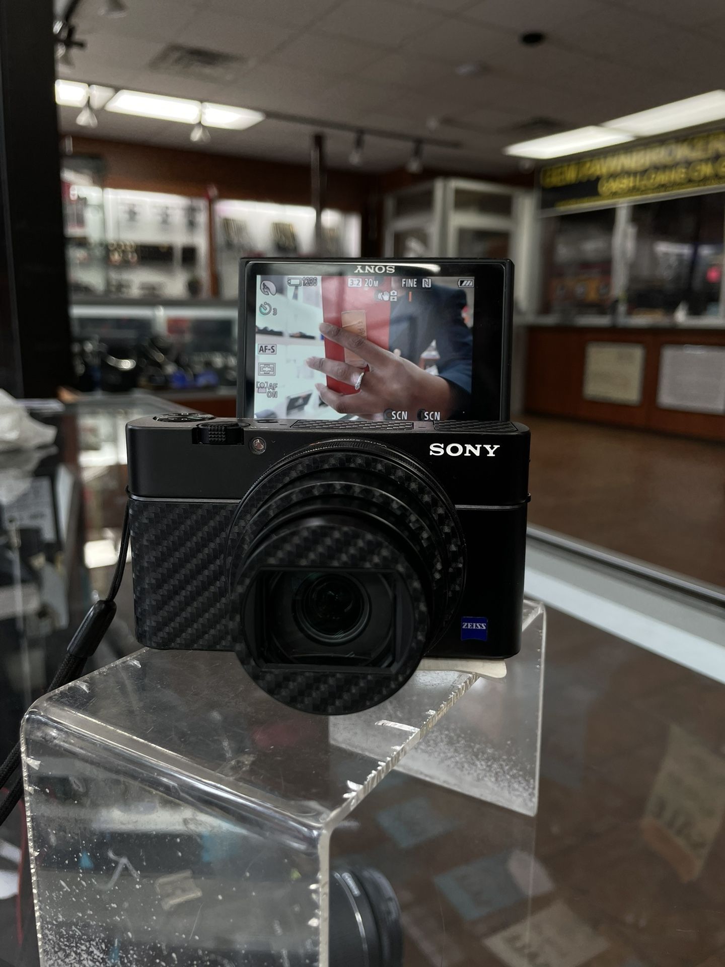 USED SONY RX100 V