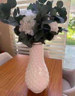 Floral arrangement decor