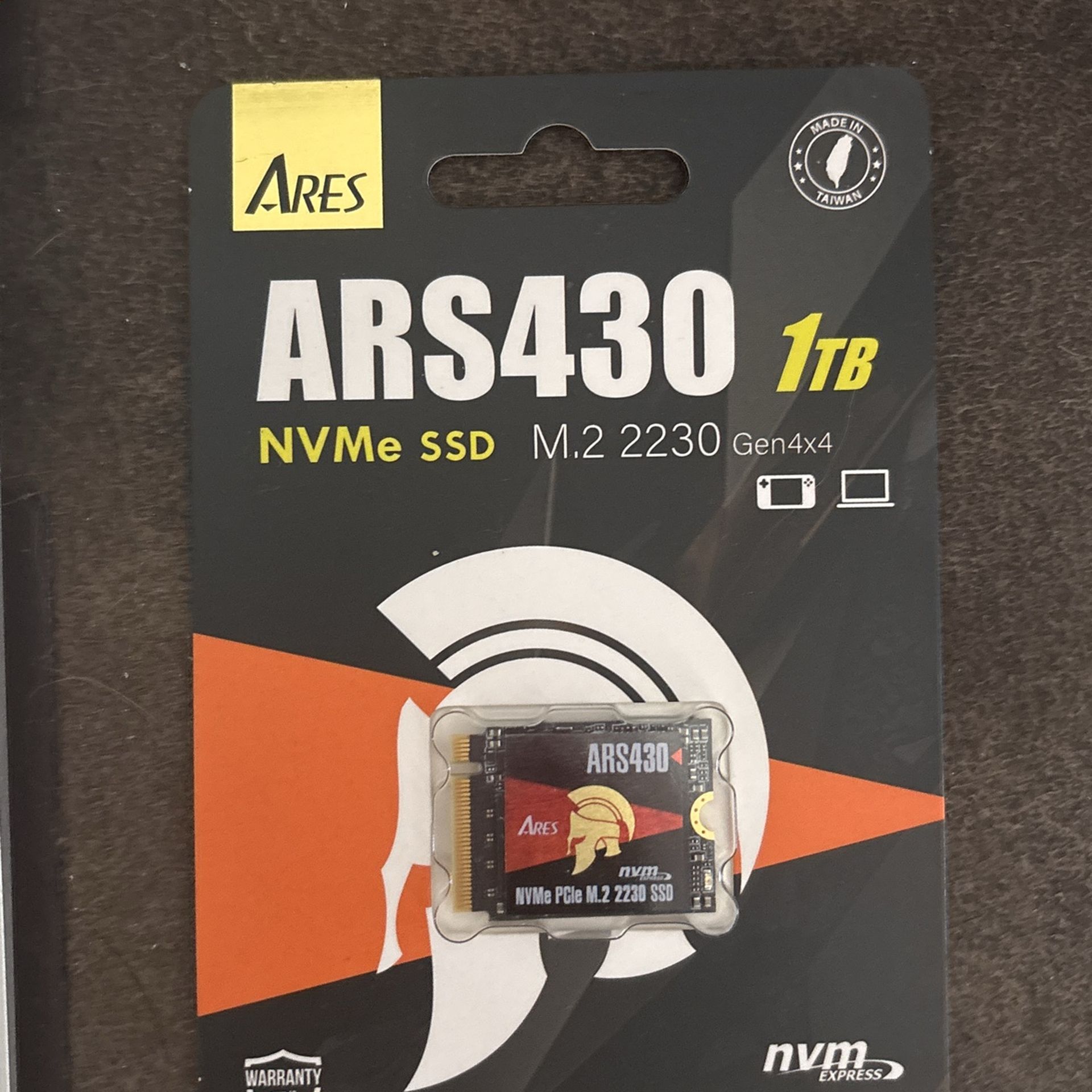 M.2 2230 SSD 1TB, PCIe Gen 4x4 NVMe Internal Solid State Drive with  Aluminum Heatsink,