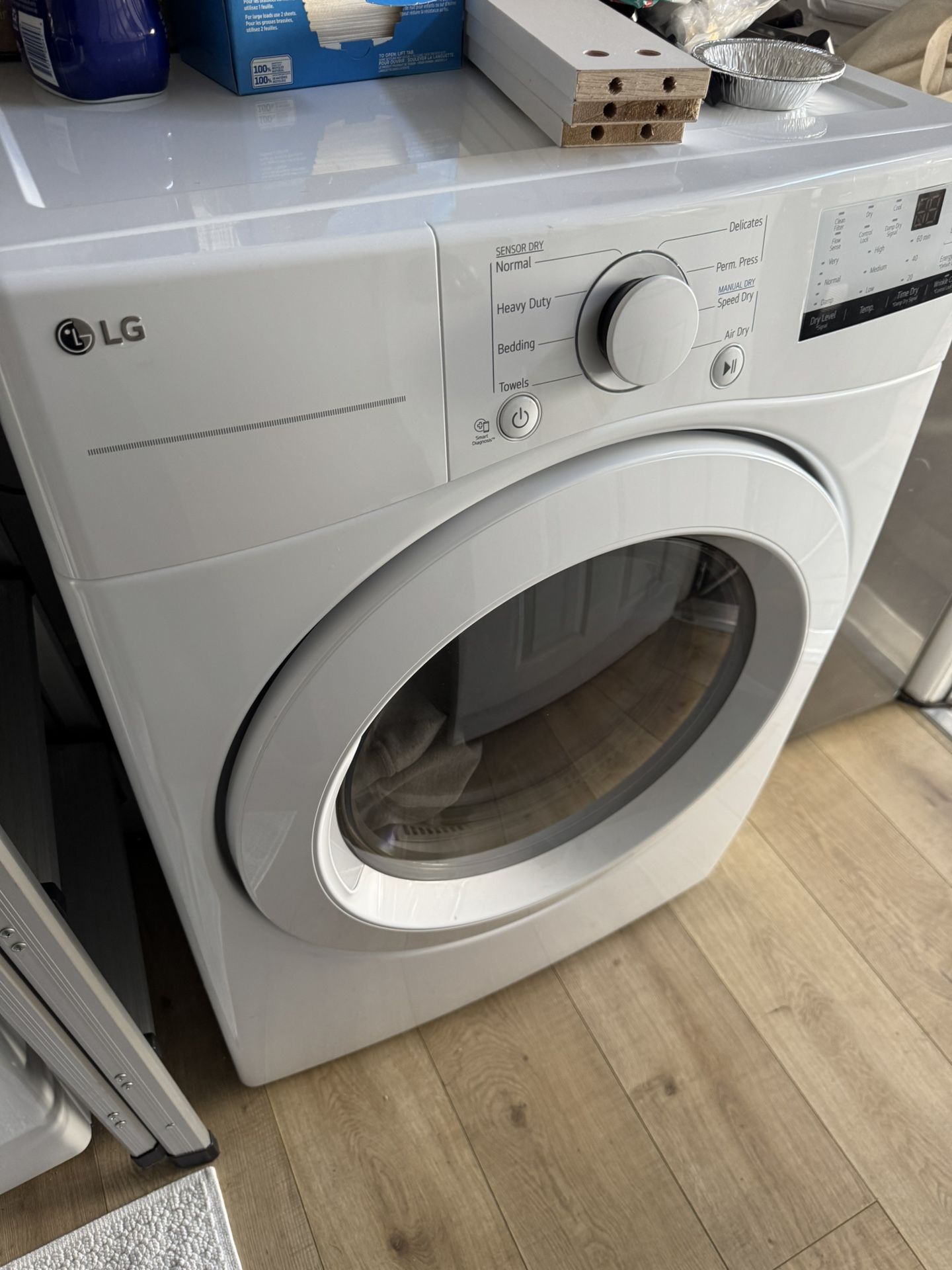 LG Laundry & dryer