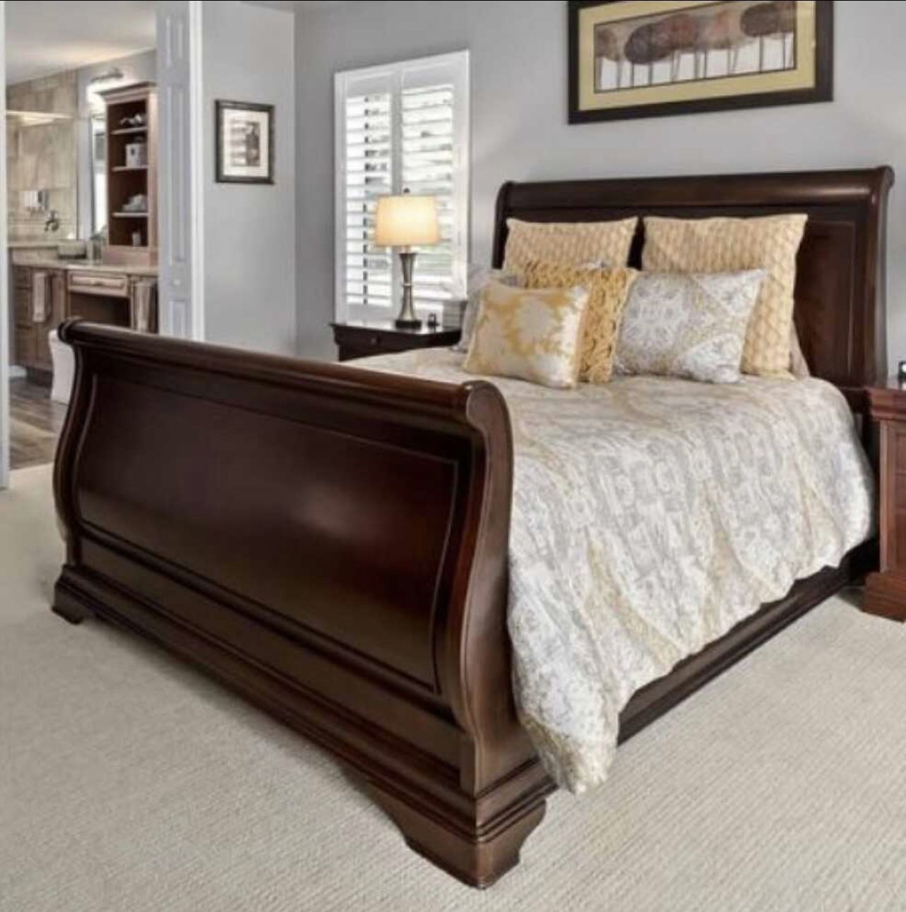 Havertys Queen Cherry Sleigh Bed