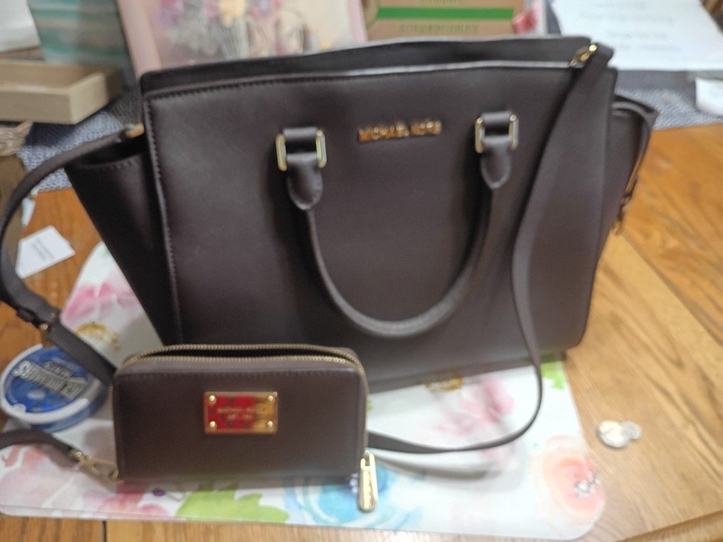 Michael kors, Used Once, Has Matching Wallet