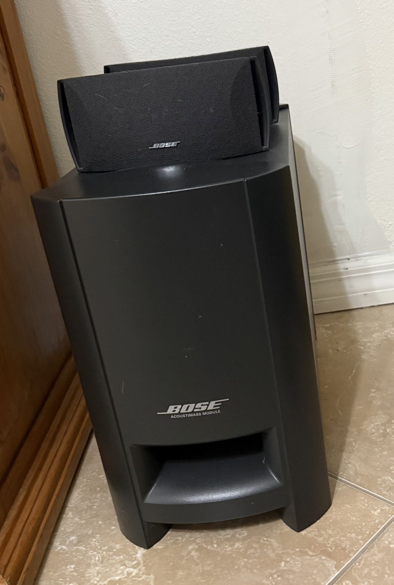 BOSE CineMate Digital Home Theater Speaker System