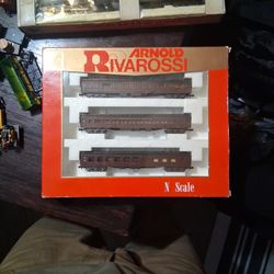 Arnold Rivarossi N scale Train Set N In Box