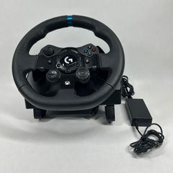 Logitech G923 Racing Wheel READ