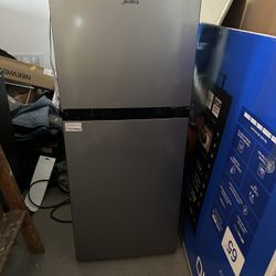 Nice Size Refrigerator