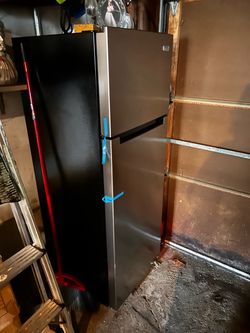 Small Refrigerator New