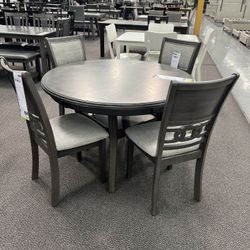 Round Dining Table Set 