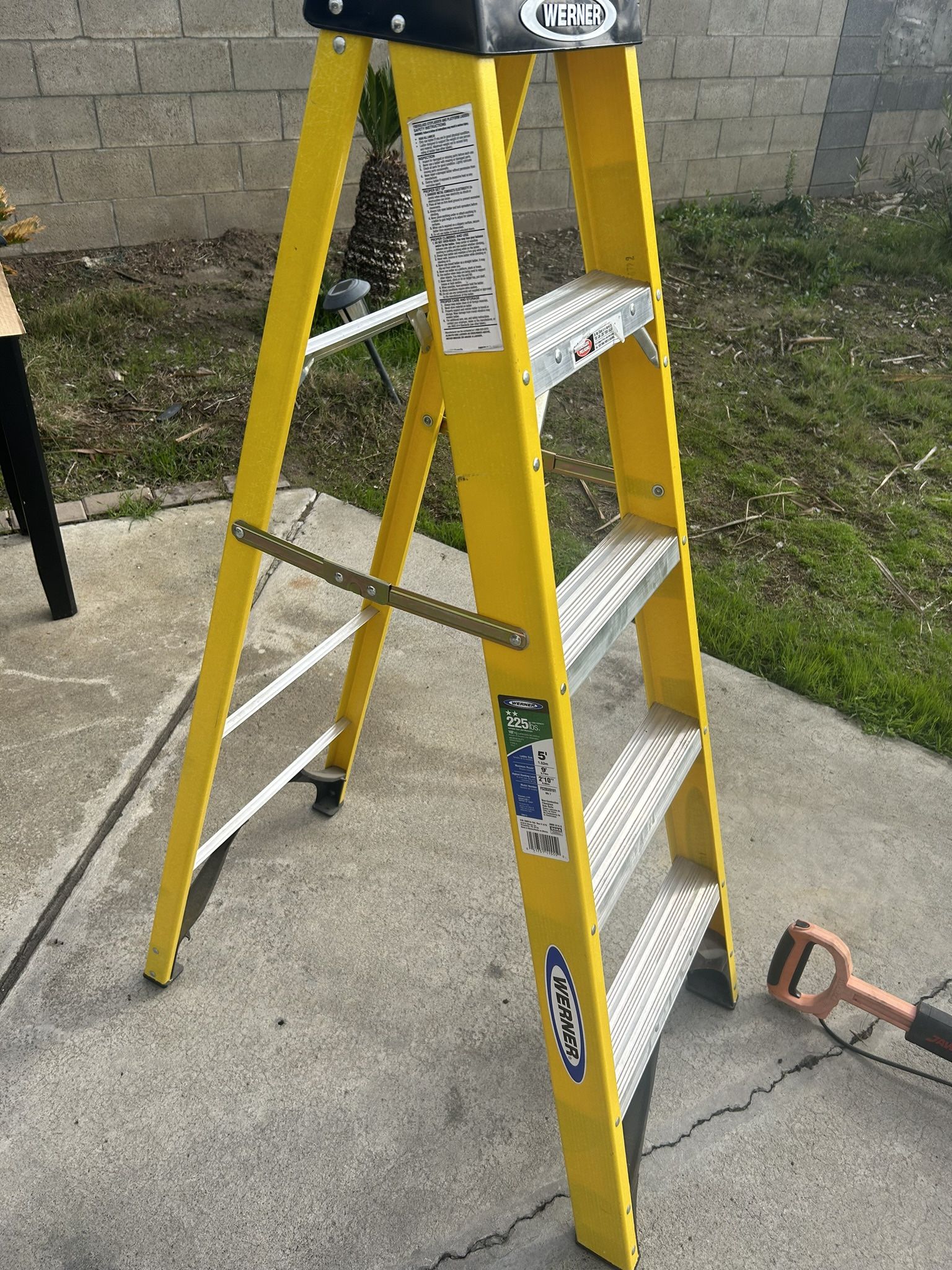 Werner 5’ Ladder