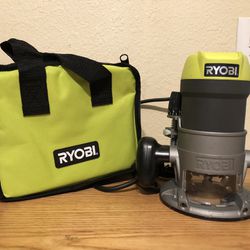 ryobi router electrico solo el router y la bolsa como se ve en las fotos