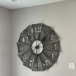 Windmill Clock  * home decor *