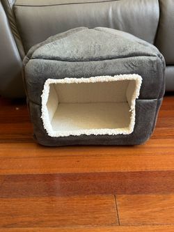 Dog & Cat Bed