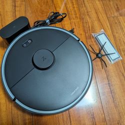 Roborock S4 Max robot vacuum