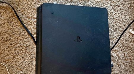 Sony PlayStation 4