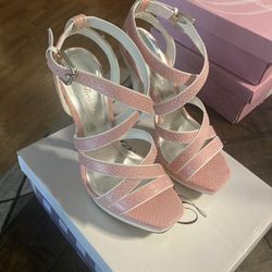 Delicious High Heels Size 7