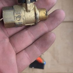 Ball Valve 3/4  Male To 3/4 Female Like New