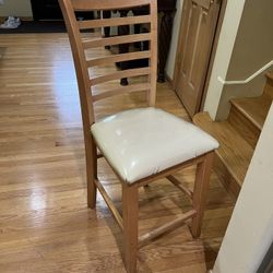 Counter Hight Kitchen Table $35