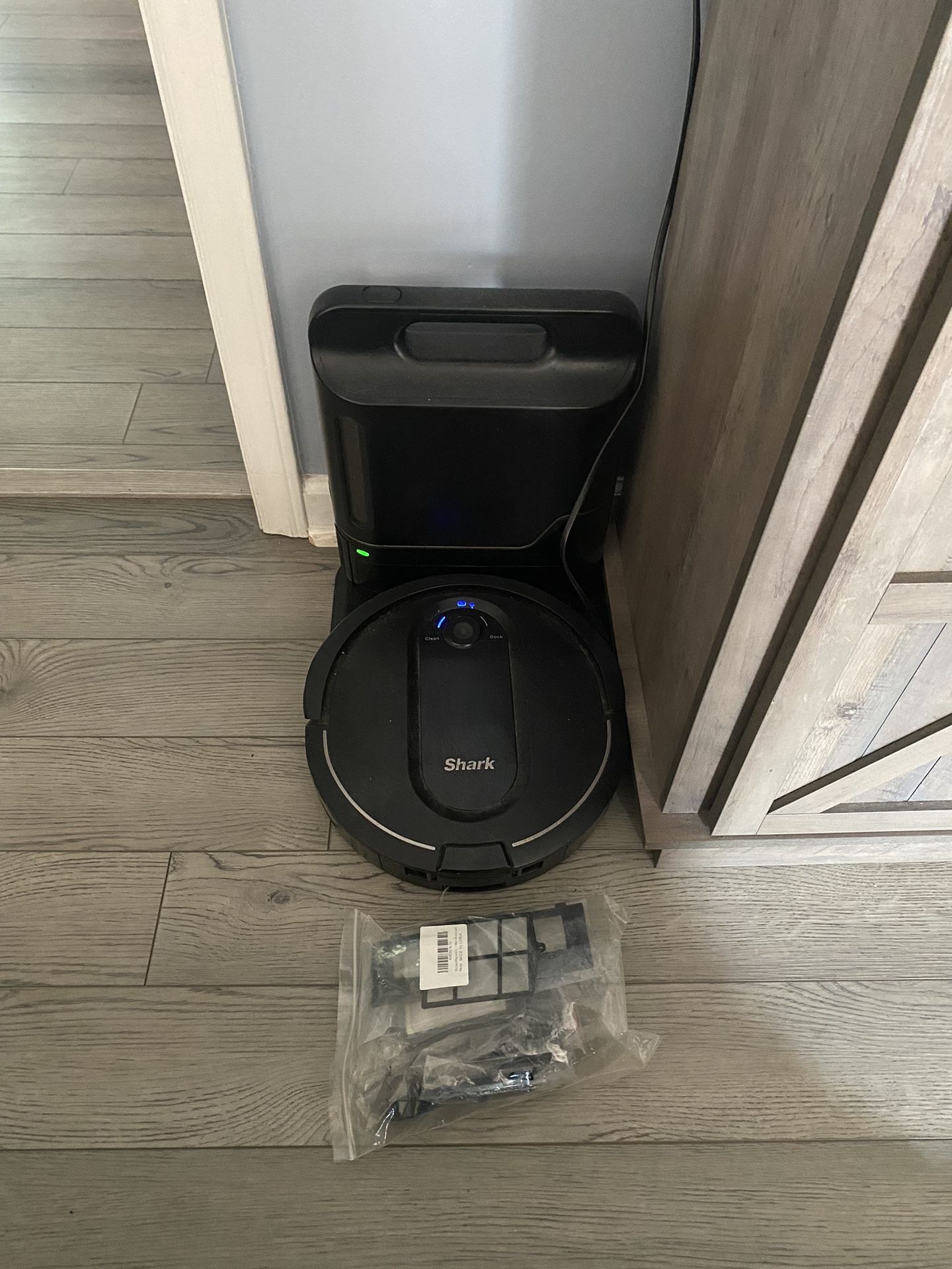 Shark Robot Vacuum Self Emptying