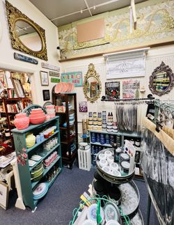 DIY Artisan Supply One Stop Treasure Trove Wise Owl IOD Dixie Belle General Finishes