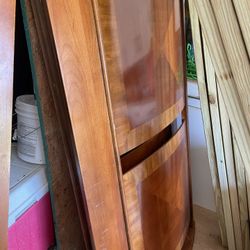 Queen Sleigh Bed