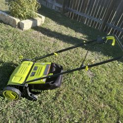 SunJoe Electric Yard De thatcher 