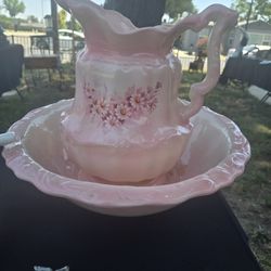 Beautiful Ceramic Pitcher NO Flaws SEE All Pics