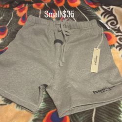 Essiential shorts