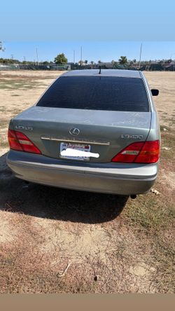 2002 Lexus LS 430