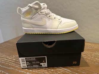 Jordan 1 mid 2y