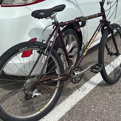 VINTAGE HARDROCK SPECIALIZED 