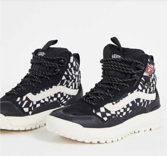 Vans Ultrarange Exo Hi MTE2 Warped Checkered Boot/Shoe