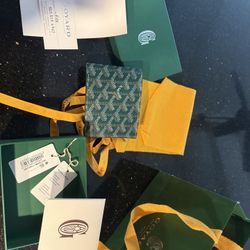 Men’s Green Wallet 