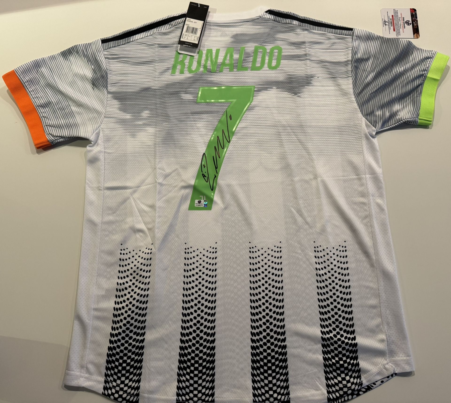 Cristiano Ronaldo Signed Juventus FC Autographed Forth Jersey w COA
