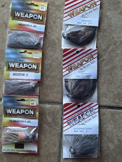 WEAPON 1&2 HAND TIED JIGS   SILICONE SKIRTS MIXED COLORS “HAND-TIED” MIXED SIZES 1/4, 1/2, 5/8 oz.