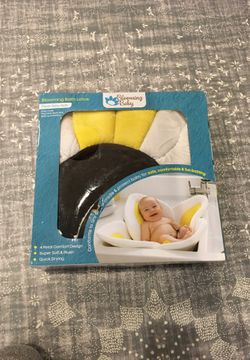 Blooming baby bath lotus